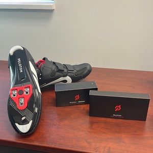 PELOTON MENS SIZE 47